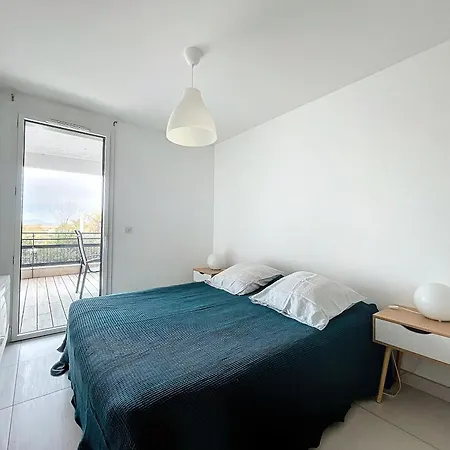 Apartmán F3 Confortable Avec Piscine, Parking Et Terrasse, A 150m De La De - Fr-1-715-94 Palavas-les-Flots