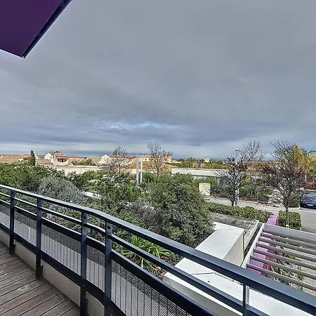 F3 Confortable Avec Piscine, Parking Et Terrasse, A 150m De La De - Fr-1-715-94 Daire