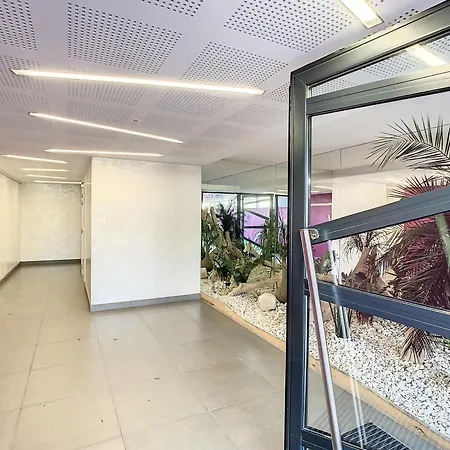 F3 Confortable Avec Piscine, Parking Et Terrasse, A 150m De La De - Fr-1-715-94 דירה פאלאבה-לה-פלו